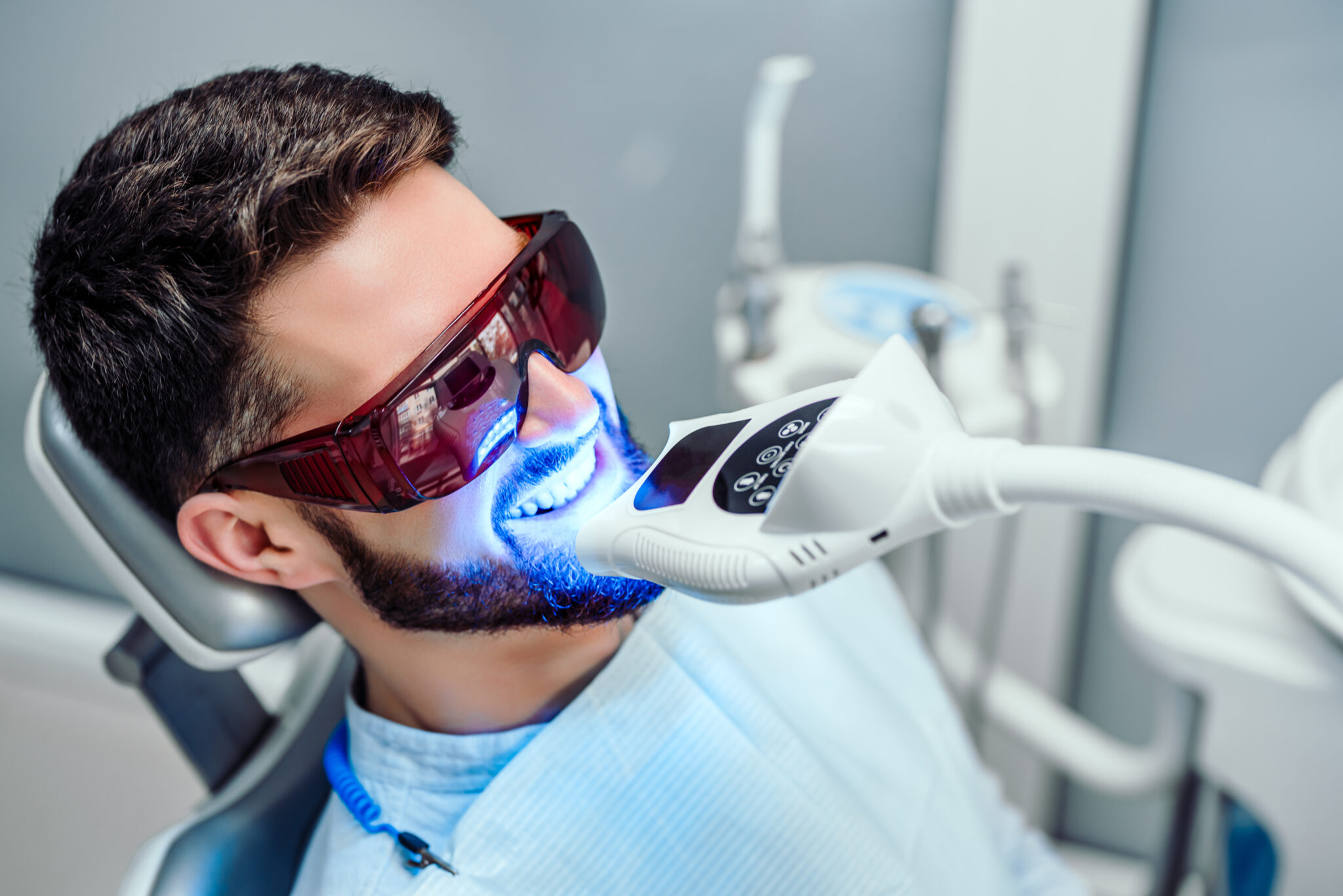 Teeth whitening in North Hollywood