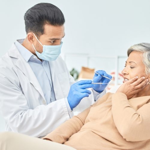 Dental Emergency exam in Toluca Lake | Dental emergency los angeles dentist